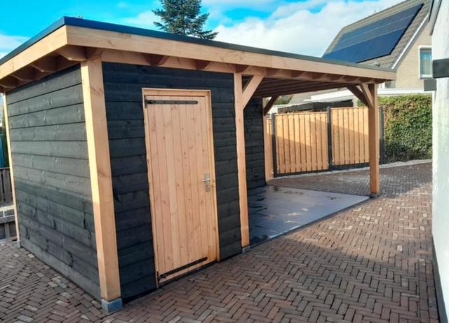 Tuinhuis met berging geplaatst door TJ Bouwbedrijf